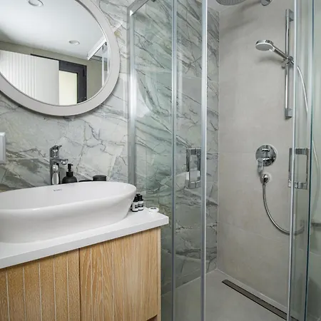 Mykonos Homes Kirenia