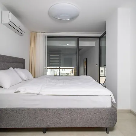 Mykonos Homes Dom wakacyjny Kirenia