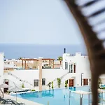 Mykonos Homes 度假居 凯里尼亚